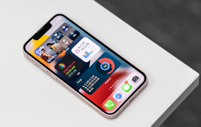 公认“极具亮点”的3款iPhone手机，做工好系统流畅，用到2031年