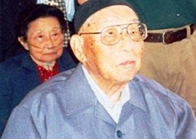 93年张学良得知儿子要回大陆，再三叮嘱：一定到了北京	，再回东北