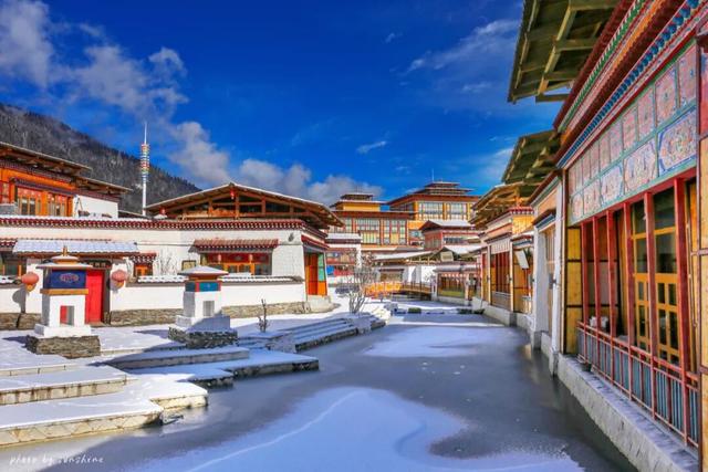 西藏最美公路！409公里串起雪山桃花湖泊