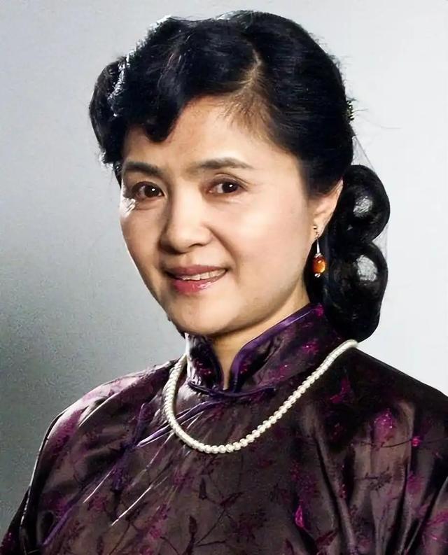 马军勤:嫁圈外丈夫,婚后生下一子,如今一个人生活