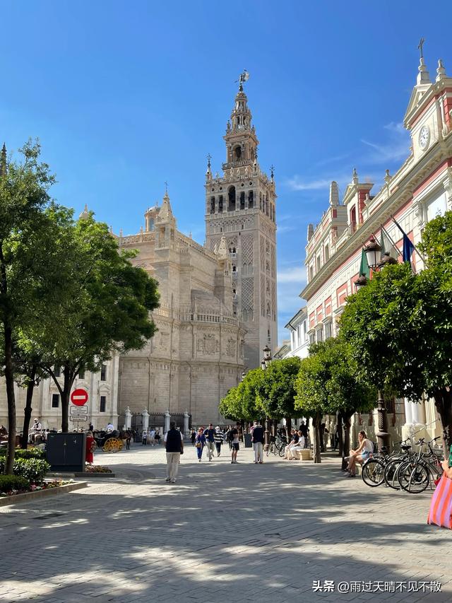 不花一分钱参观Seville大教堂，Real Alcázar皇家城堡 西班牙