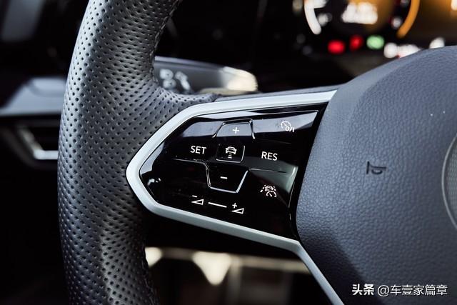 硬朗外观、8155芯片与第五代混动，能否捍卫“全球神车”荣耀？