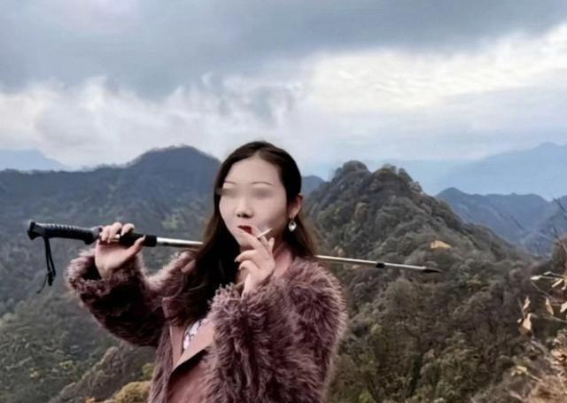 陕西女老师事件持续升温，知情者披露：抽烟穿吊带，还有多名男友