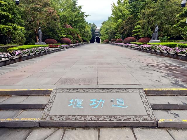 四川旅游：三访成都都江堰散记（图）