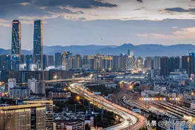 两个云南小伙，都是做这行，双双身价百亿图片