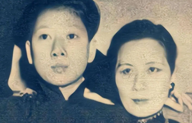 宋美龄贴身护士透露：她晚年在美国时，经常嘟囔“没有铜钿”