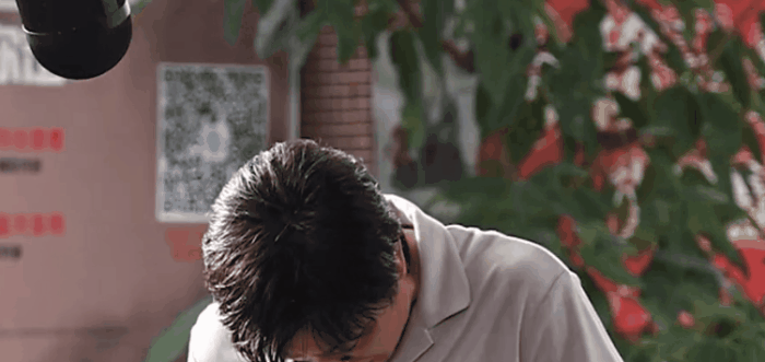 影后，就撕给他们看