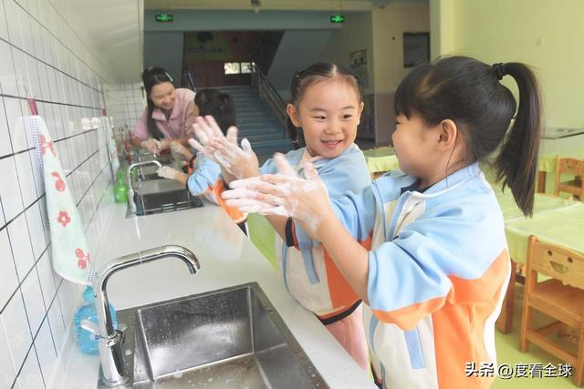 全球洗手日来袭！石家庄幼儿园出招，娃秒变洗手小英雄