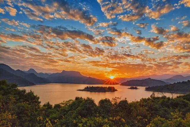 韶关这些秋冬的徒步骑行宝藏路线值得你N刷！喊上搭子，周末就出发去捕捉秋天的限定温柔