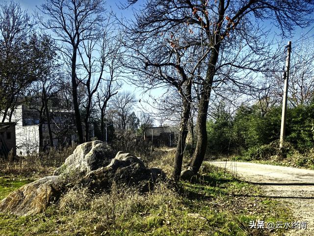 蓝田连导航都没有的路，我小半天竟然过了5个峪口！也是长本事了