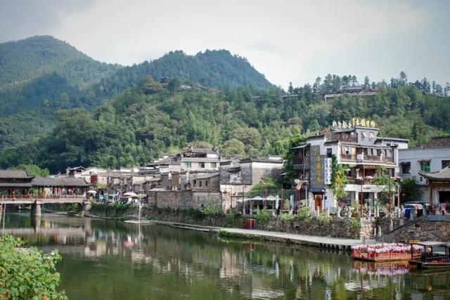 永远去不腻的目的地，她能排在前三名