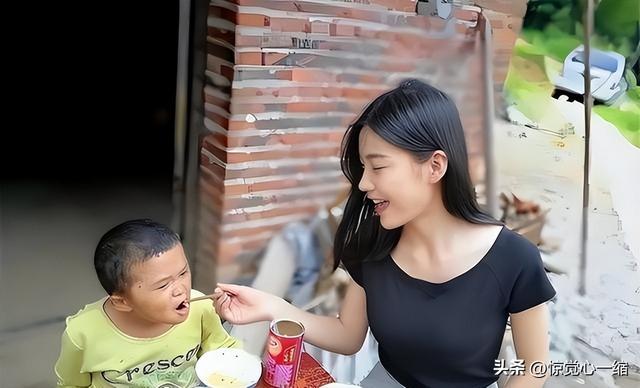 后不后悔？宁夏那个一笑成名拒绝百万签约的小女孩，现在成了这样