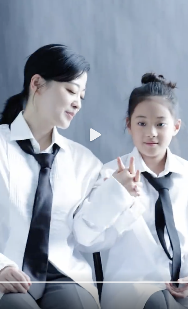 梅婷11岁女儿近照曝光，简直是妈妈翻版，连“卧蚕”都一模一样
