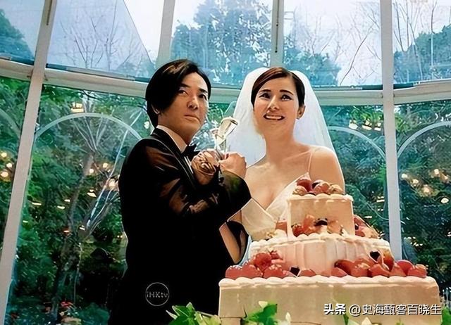 21岁拍三级，30岁被出轨，38岁嫁大佬，如今52岁没孩子也被宠成宝