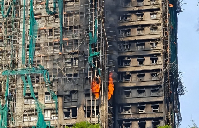 真没想到，香港的一场大火，竟让人看清了李嘉诚的“真面目”