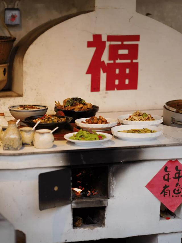 在临安，怎样才算“真土豪”？答案：买猪送房！