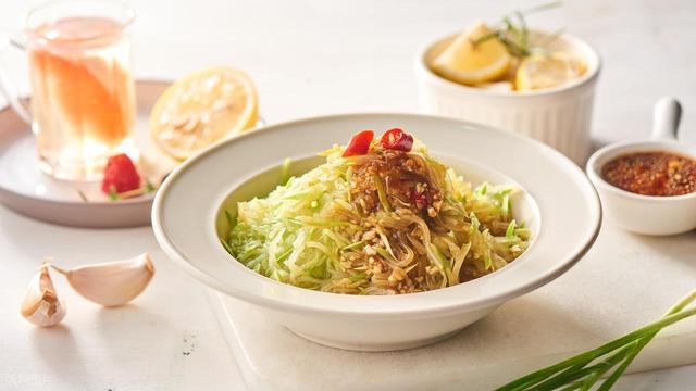 上海交大研究发现：高血脂这7种食物必须得吃，否则血脂越控越高