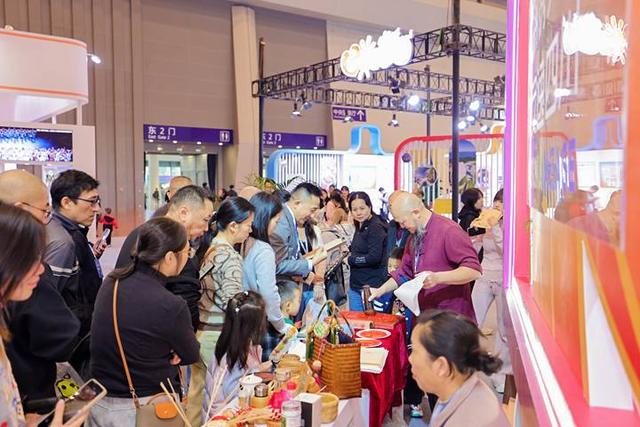 精彩亮相西部旅博会，乐山文旅圈粉无数