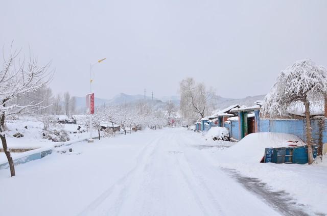 “不怕小雪阴一天，就怕小雪一天晴”，今日小雪，晴天有啥预兆？