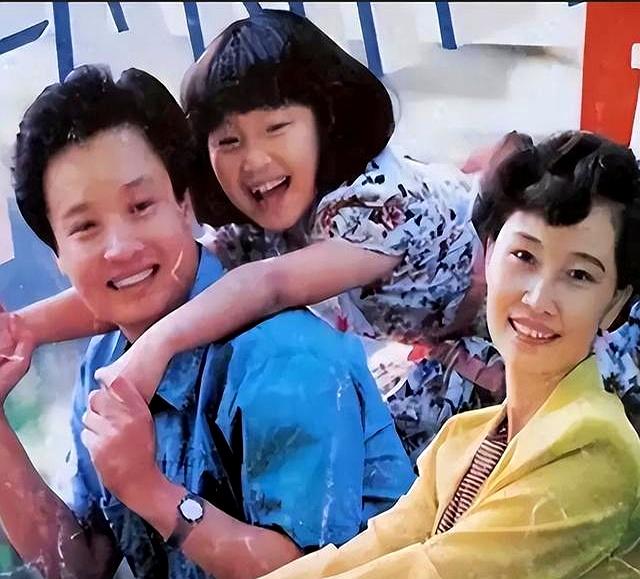 父亲是前外交部部长，妻子是阎维文女儿，他却拒绝父辈光环靠自己