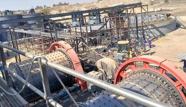 稀土王牌要失效？美国第一块稀土磁铁诞生，贝森特欢呼：不怕中国