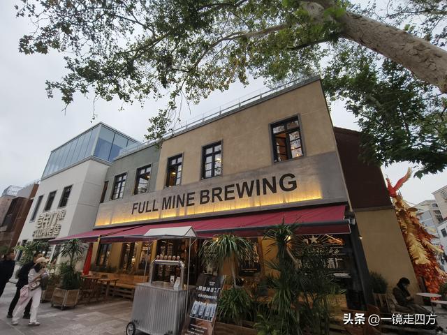 位于郑州商代城墙遗址旁的阜民里历史街区