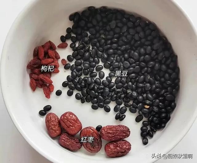 如果不差钱，强烈建议中老年人：常吃4道菜，既解馋又对身体好