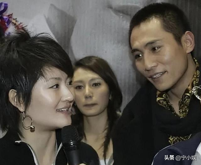 不止翻红！中秋夜央视高调选择谢娜侯佩岑，给娱乐圈好好上了一课