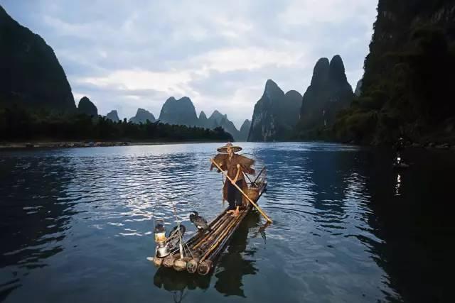 阳朔的山，水，山山水水