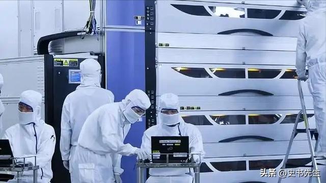 叛逃中国！年薪600万的华为高管，美籍身份被扒后，更多猛料曝光