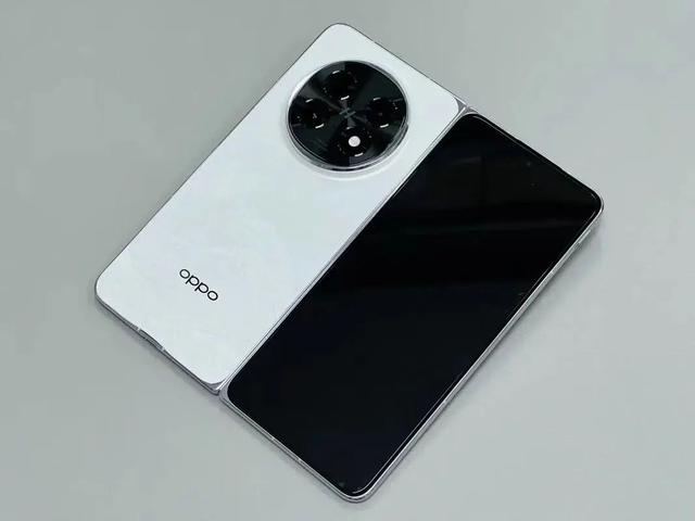 钛金属机身！OPPO新机曝光：2026第一季度，正式发布！