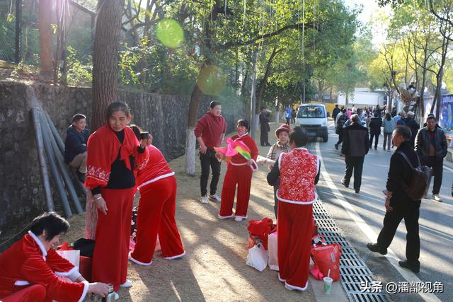 换个角度看永州体育场，这里已成为体育中心，文化中心和欢乐中心