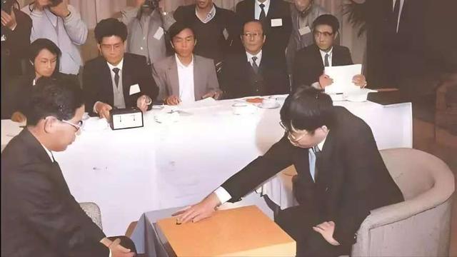 聂卫平去世不到3小时，恶心的一幕发生了，女儿发文吊唁字字催泪