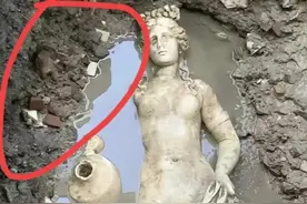 土耳其发现1800年前的水仙女雕像，网友笑掉大牙: 下次请埋点别的图片