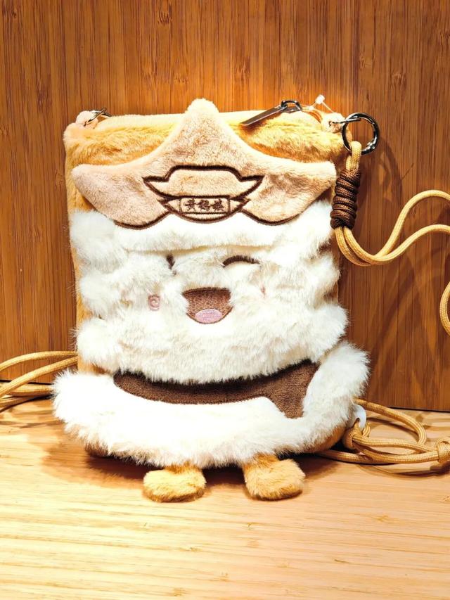 登高揽胜！她见证武汉巨变，三镇风华依然“于斯为盛”