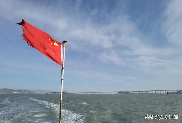 打卡屿头岛厝梁礁"一线天" 登上平潭岛 双龙连续第三年千里走双骑3