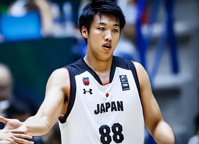 滚出去！中国不是“捡破烂	”的：日本混不下去	，就想回中方捞金？