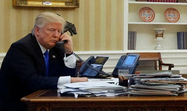 中方猜对了，特朗普摊牌：让高市早苗压上一切，帮美国做一件事