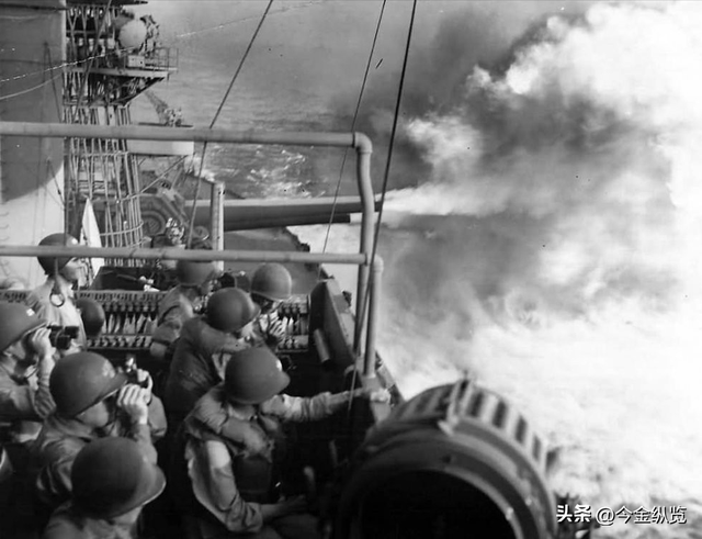 76小时人间炼狱！塔拉瓦战役真相中，惨烈战争意外催生海豹突击队