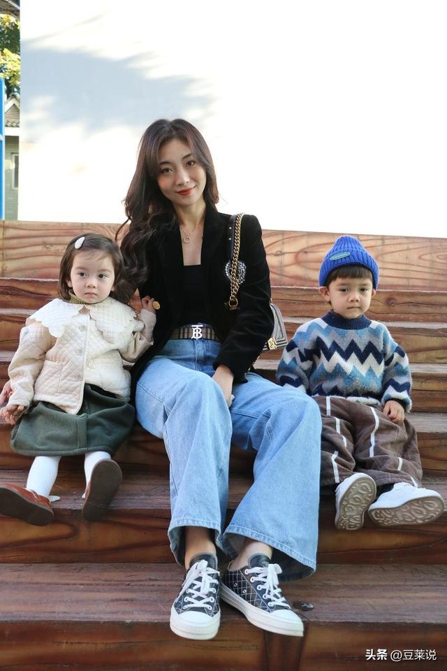 “买英国精子生3娃	”的山东女人	，8年后现状曝光！如今她后悔不？