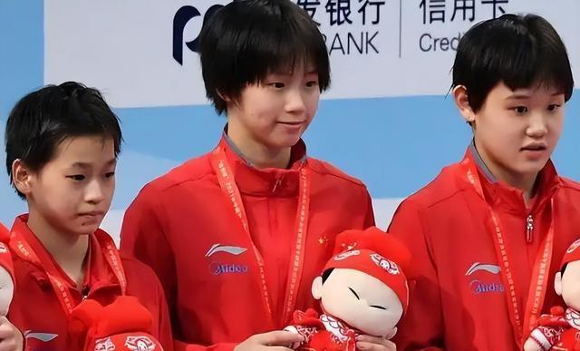 官宣退役不到1月，张家齐接受采访，句句不提却字字都提全红婵