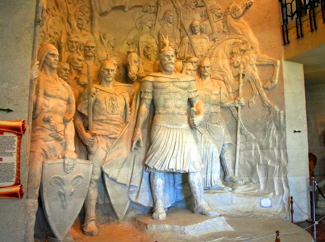 欧洲旅游：走进山鹰之国采风纪实（图）