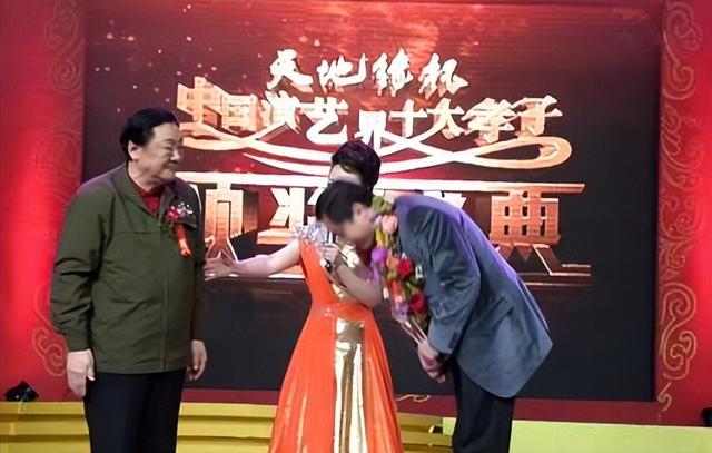 一路走好，继何晴后又一名人离世，儿子是他，死亡原因令人唏嘘。