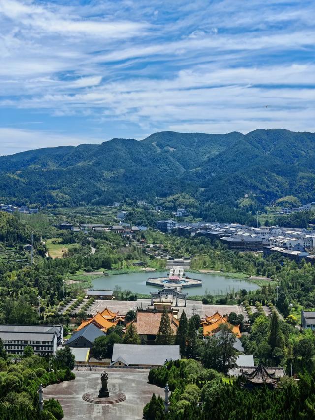 如果长沙太热，周末就去趟沩山吧！