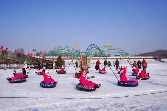 开业大吉！六鼎山冰雪乐园正式迎客 解锁冬日欢乐新地标