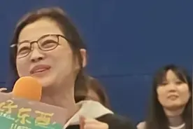 梅婷一家四口罕同框！11岁女儿惊艳，儿子可爱，老公意外撞脸汪峰图片