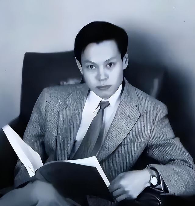 翁帆没想到，人情世故、江湖地位在杨振宁告别仪式上体现淋漓尽致