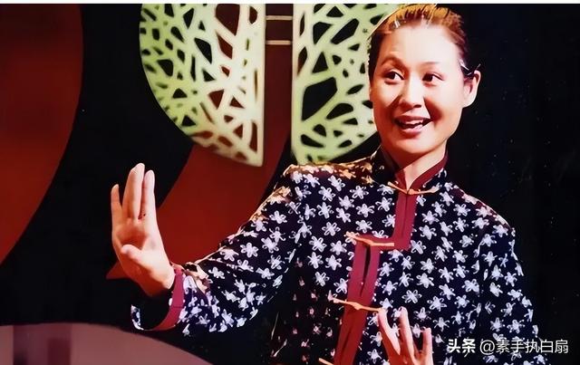 表面是演员，实际军衔却高到吓人，这6位明星个个深藏不露