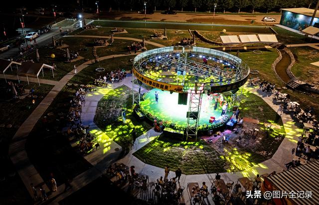 山西襄汾：满满“烟火气” 点燃“夜经济”