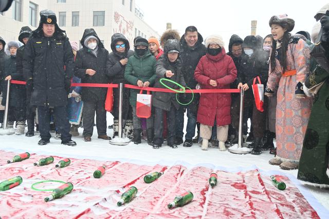 “伊德喜”冬储肉大集巴彦塔拉达斡尔民族乡专场启幕 冰雪草原燃动文旅热潮